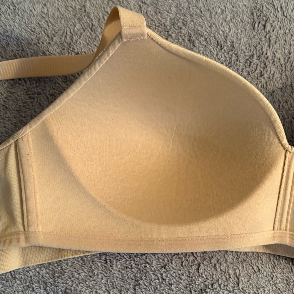 Truekind Seamless Bra Medium Nude/Tan No Underwire Lightly Padded - Picture 5 of 7